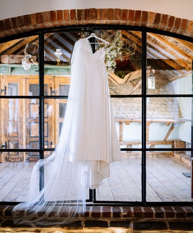 Hochzeitskleid am Hof alla Cava