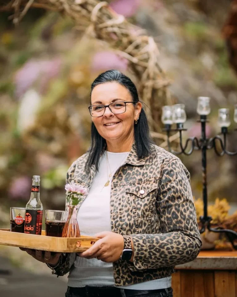 Gundula Pretzel, Servicekraft im Hof alla Cava in Heidenrod im Taunus